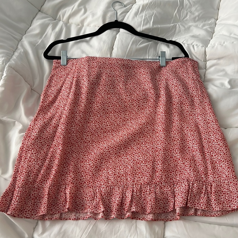Abercrombie Mini Floral skirt